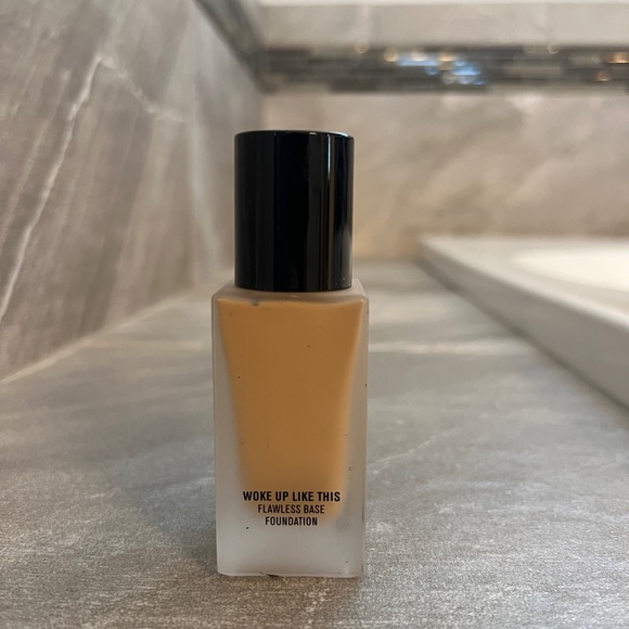 IL MAKIAGE Woke Up Like This Foundation Shade 75 - Never been used! - Picture 3 of 3